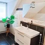 Zen Maisonette - 2 Schlafzimmer - Grosszuegiger Wohn- Essbereich - Kueche شقة كارلسروه
