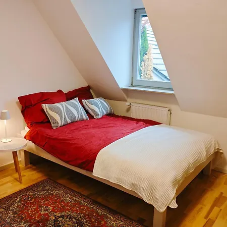 Zen Maisonette - 2 Schlafzimmer - Grosszuegiger Wohn- Essbereich - Kueche شقة كارلسروه